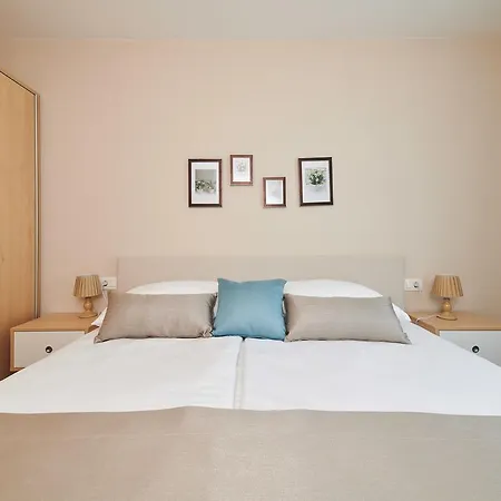 In Porec/istrien 34694 Apartamento *